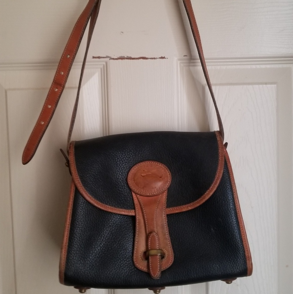 Vintage Dooney & Bourke bag